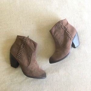 brown suede Fergie weave heel ankle bootie…